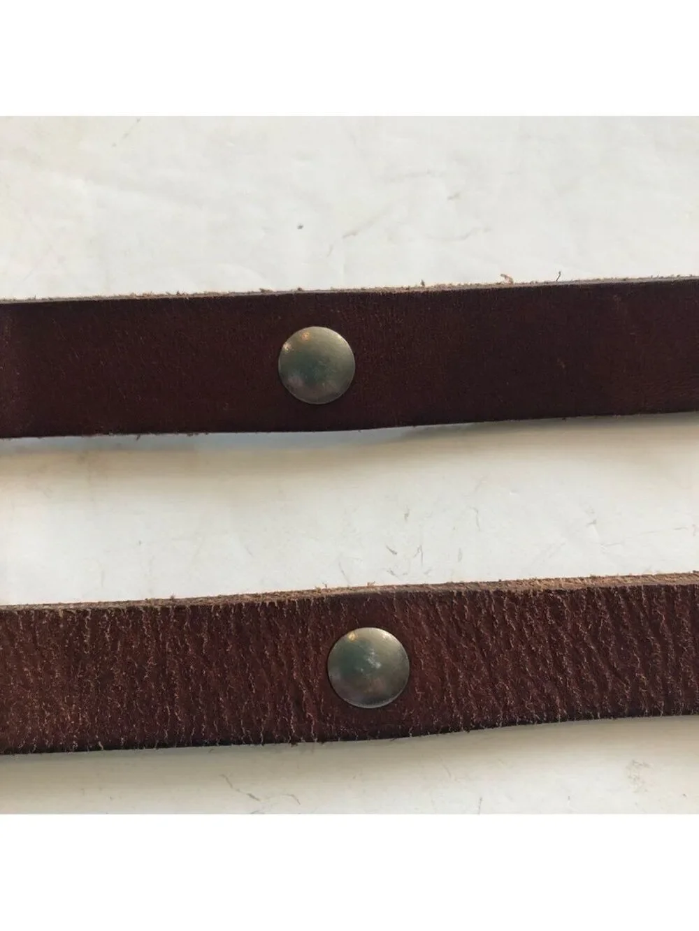 Fossil Size S vintage brown leather belt. Double strap ring closure studded